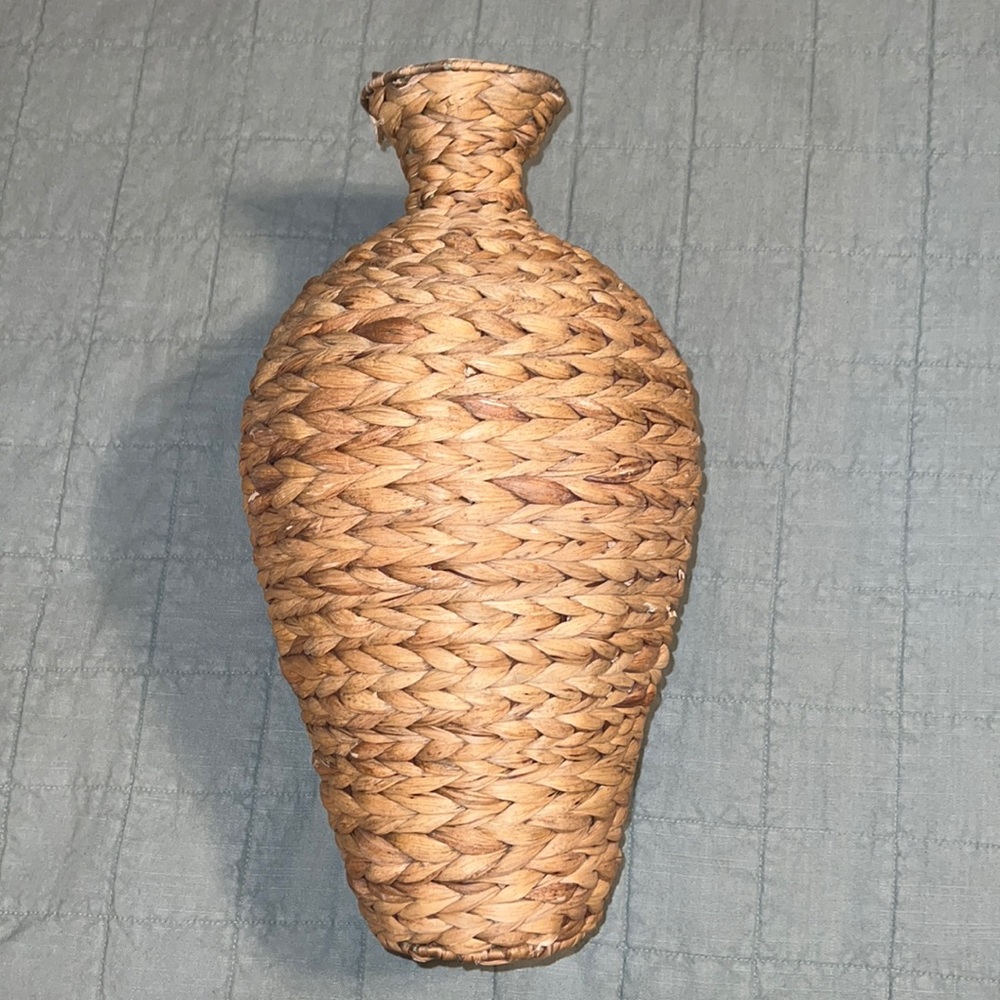 Woven basket